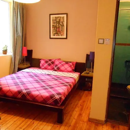 Orient Express Hostal *